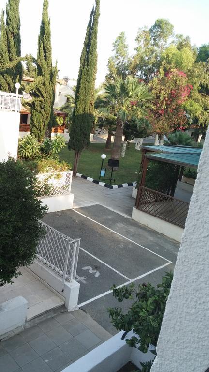 Miltos Beach House Larnaca Ngoại thất bức ảnh