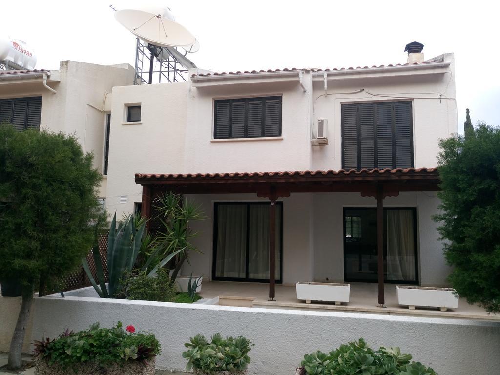 Miltos Beach House Larnaca Ngoại thất bức ảnh